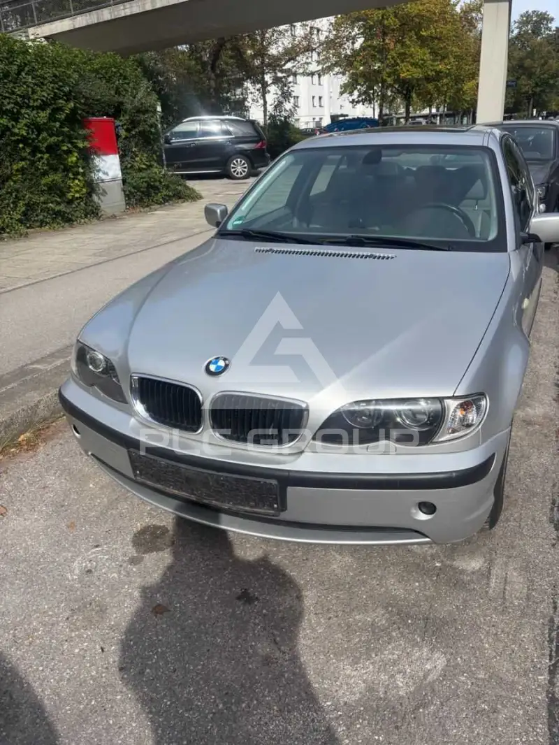 2003 BMW 325