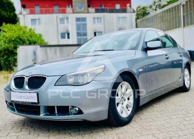 2003 BMW 530