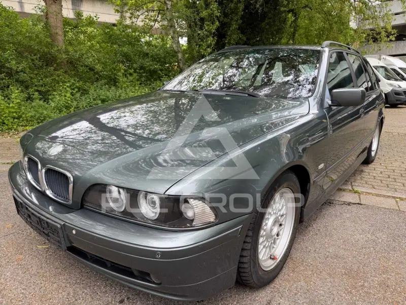 2003 BMW 530