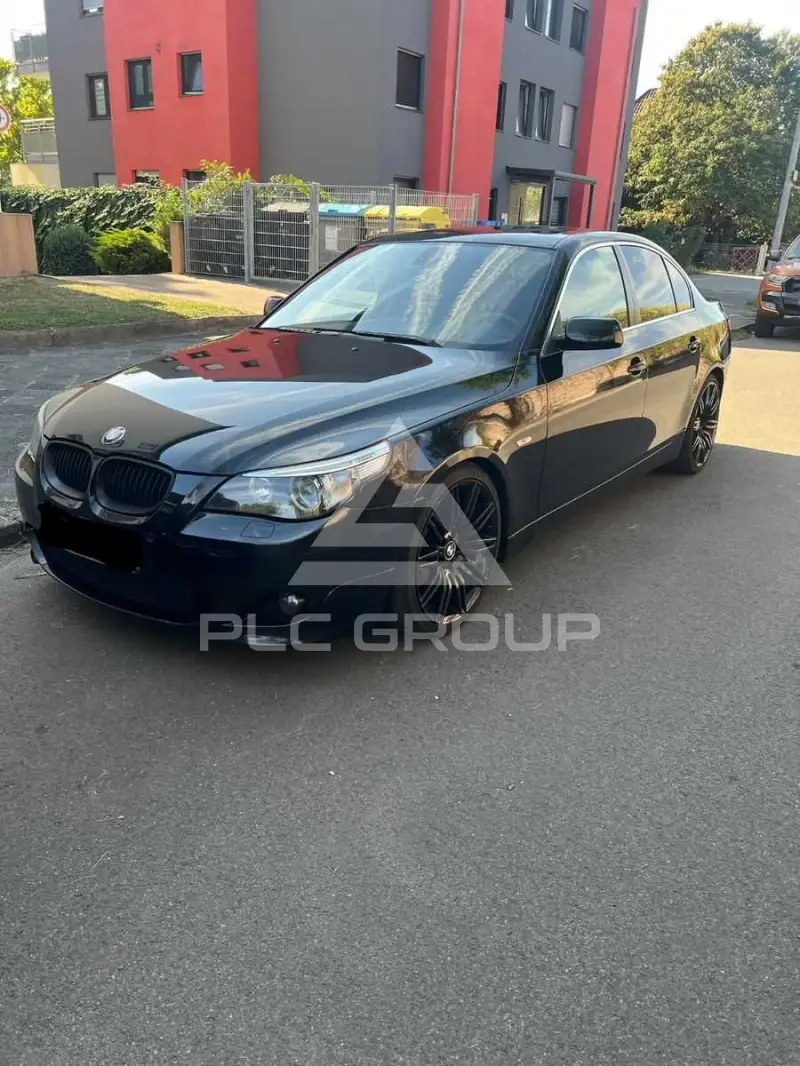 2003 BMW 530