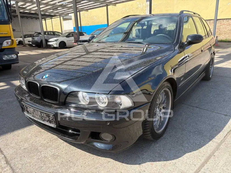 2003 BMW 530