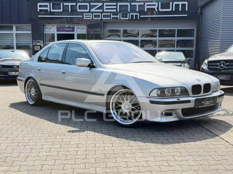 2003 BMW 530