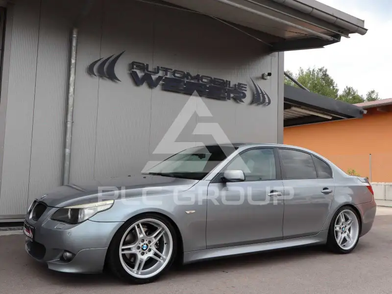 2003 BMW 530