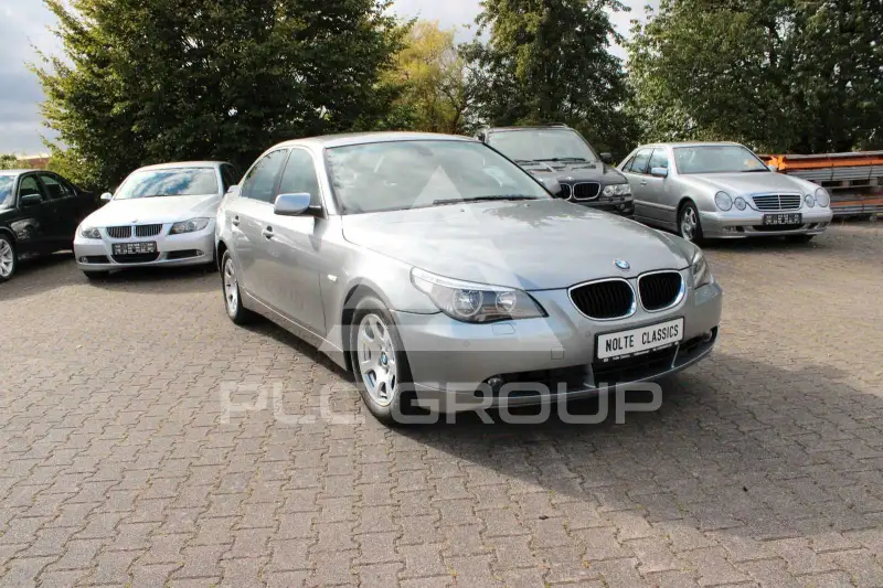 2003 BMW 530