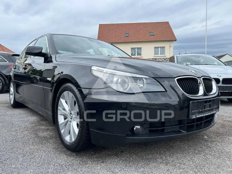 2003 BMW 530