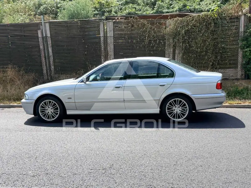 2003 BMW 525