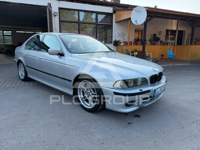 2003 BMW 525