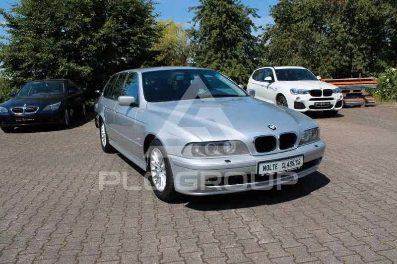 2003 BMW 525