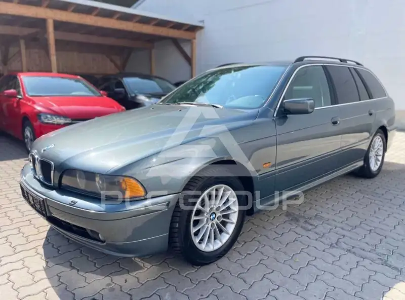 2003 BMW 525