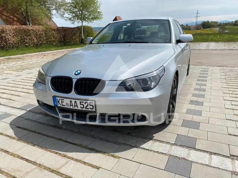 2003 BMW 525