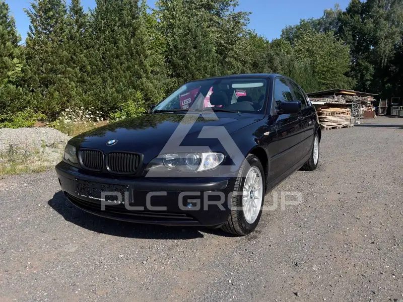 2003 BMW 320