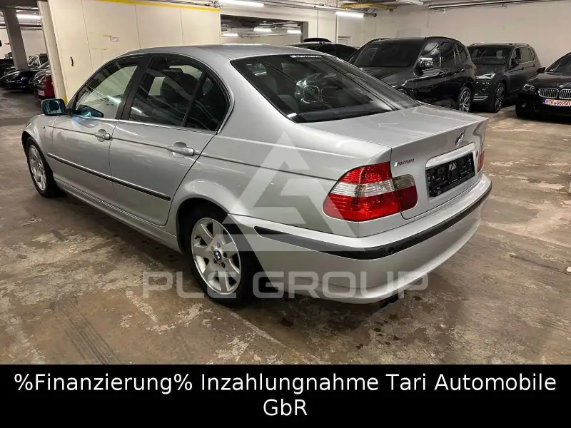 2003 BMW 320