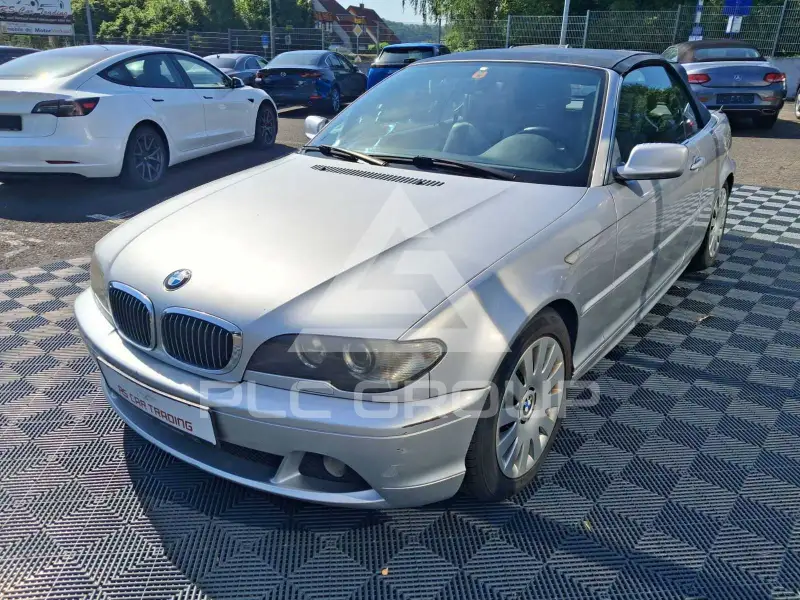 2003 BMW 320