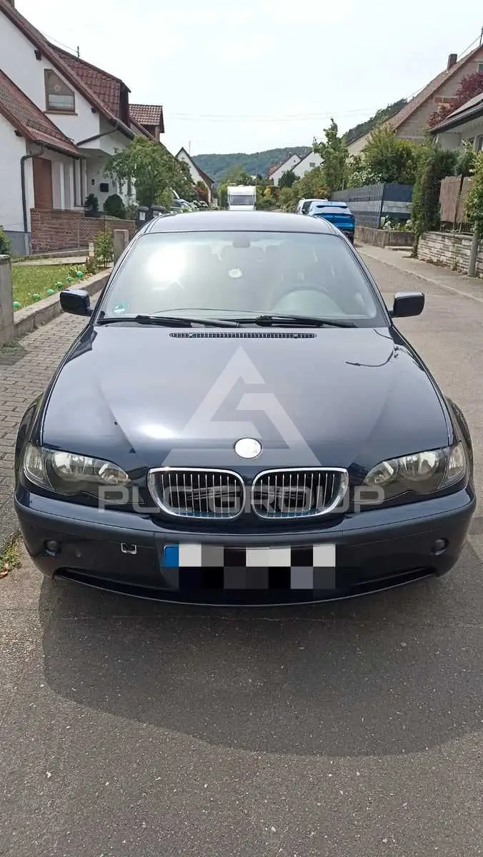 2003 BMW 320