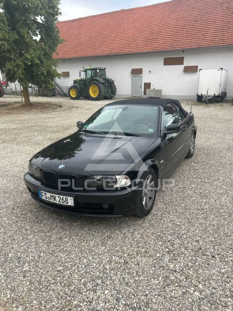 2003 BMW 320