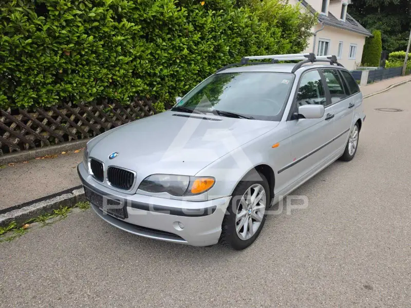 2003 BMW 320
