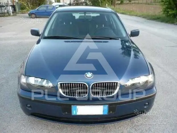 2003 BMW 320