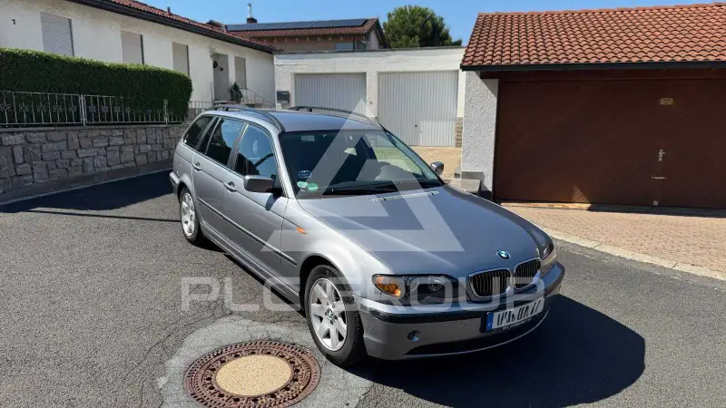 2003 BMW 320