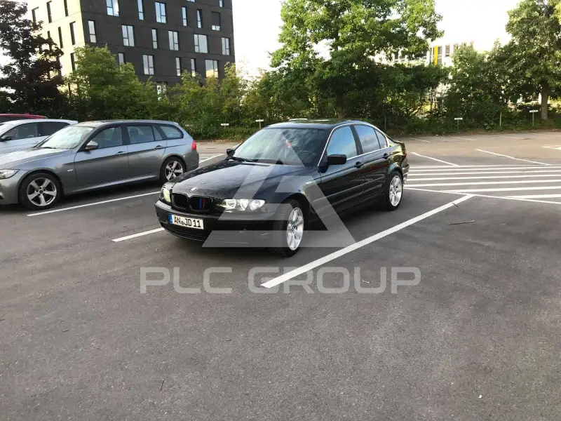 2003 BMW 320