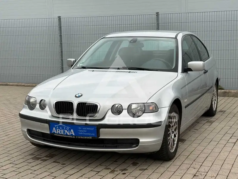 2003 BMW 320