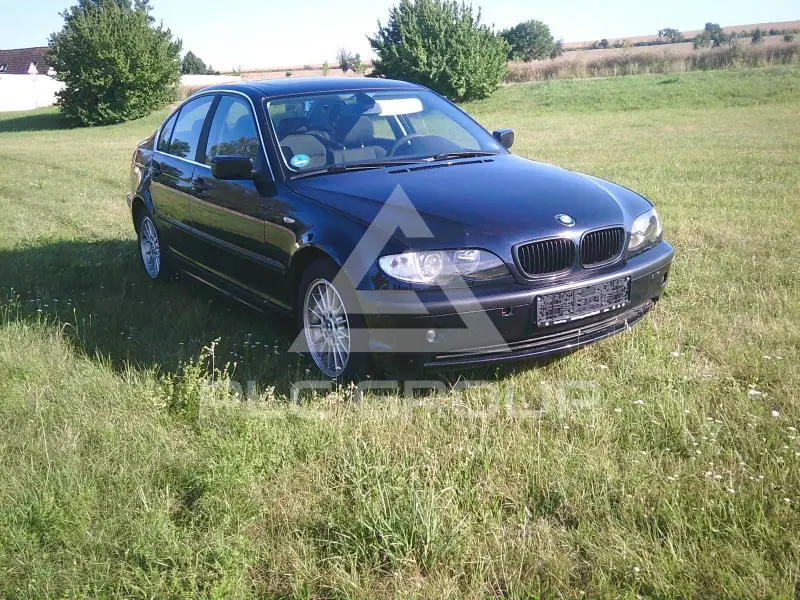 2003 BMW 320