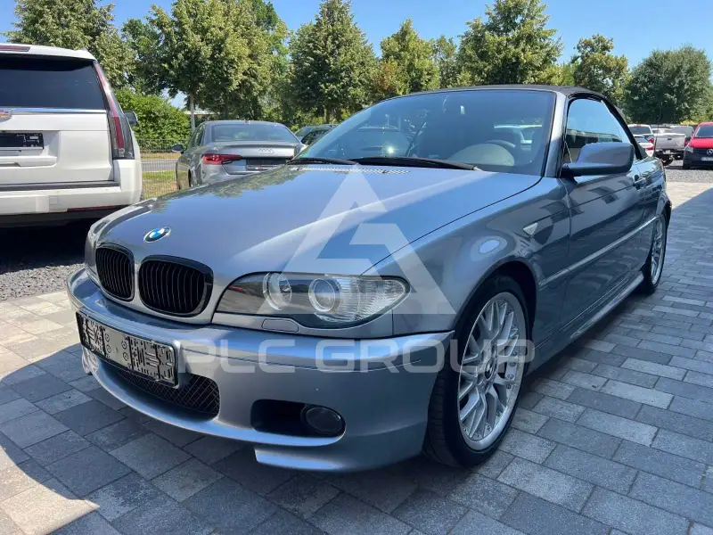 2003 BMW 320