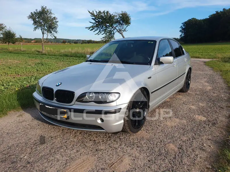 2003 BMW 320