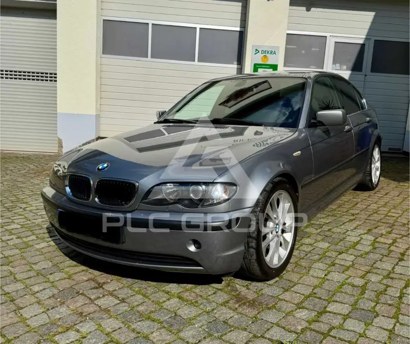 2003 BMW 320