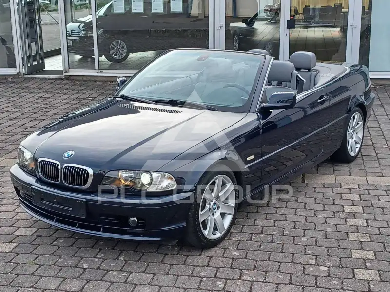 2003 BMW 320