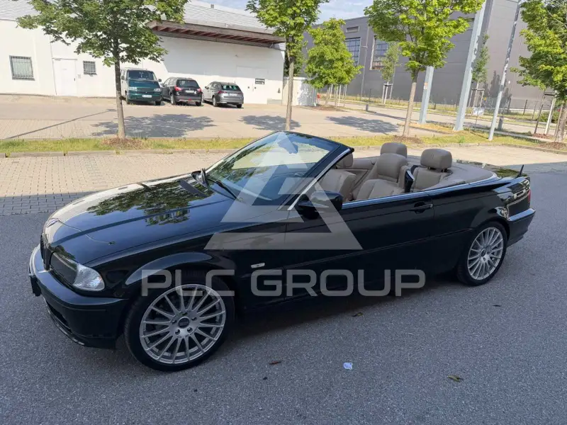 2003 BMW 320