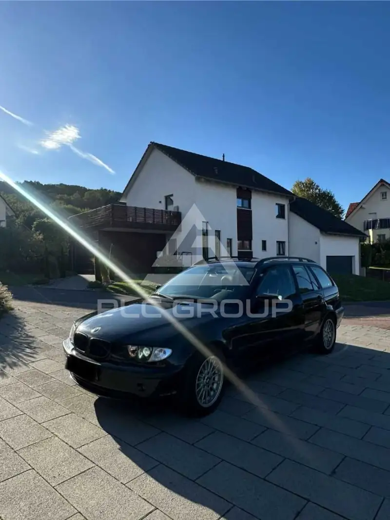 2003 BMW 320