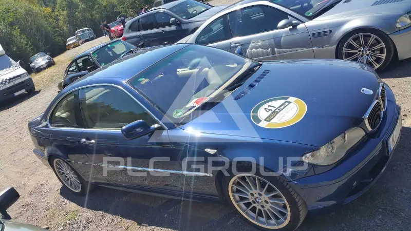 2003 BMW 330