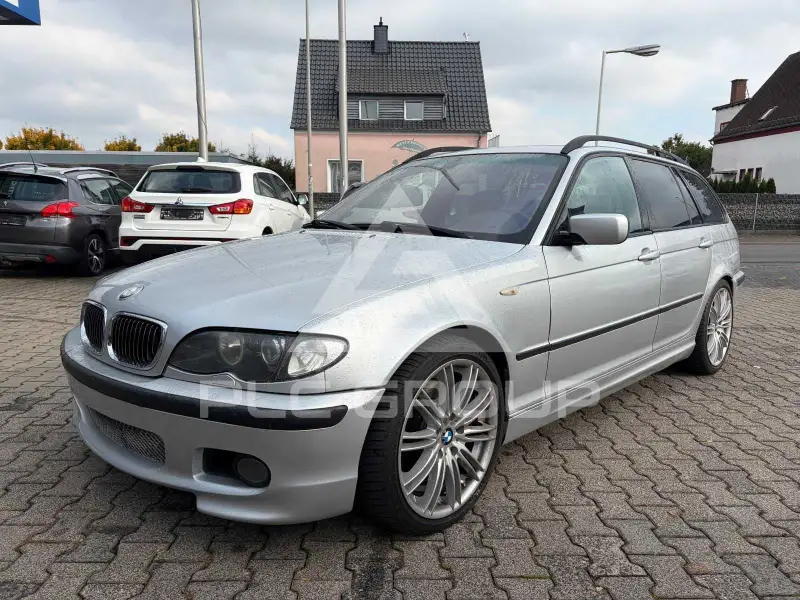2003 BMW 330