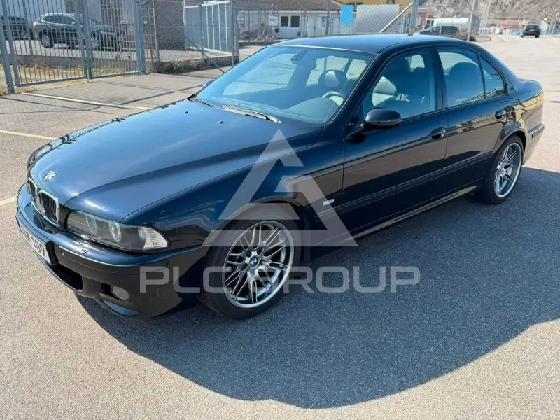 2003 BMW M5