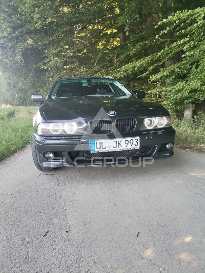 2003 BMW 520