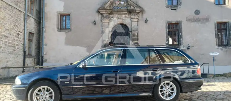 2003 BMW 520