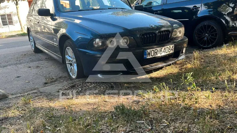 2003 BMW 520
