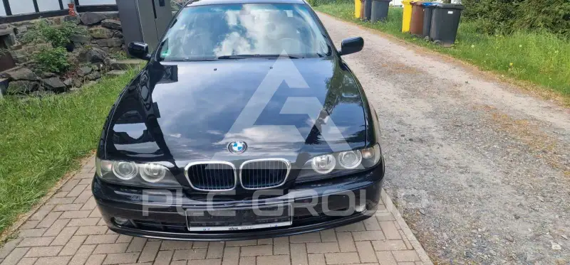 2003 BMW 520