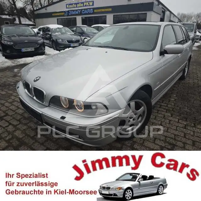 2003 BMW 520