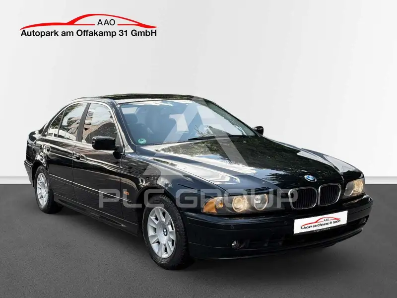 2003 BMW 520