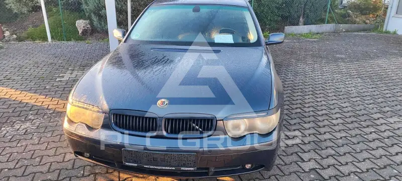 2003 BMW 735