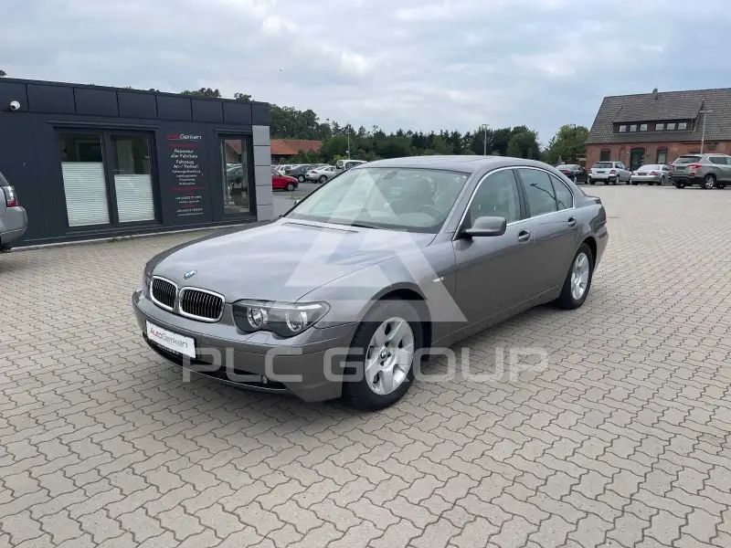 2003 BMW 735