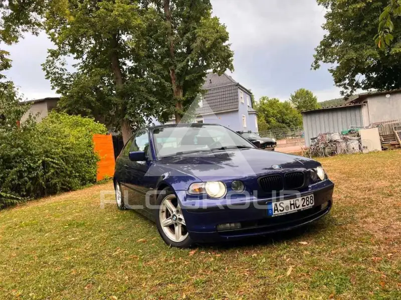2003 BMW 318