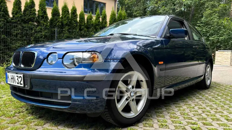 2003 BMW 318