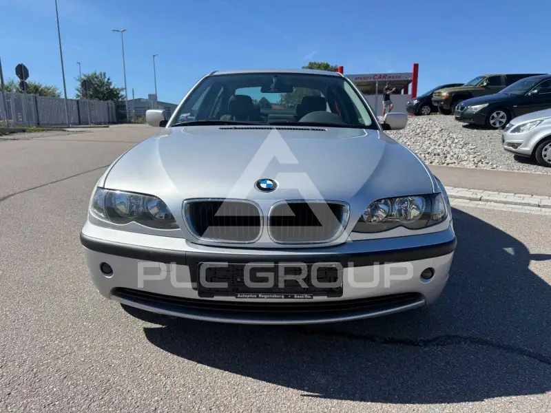 2003 BMW 318