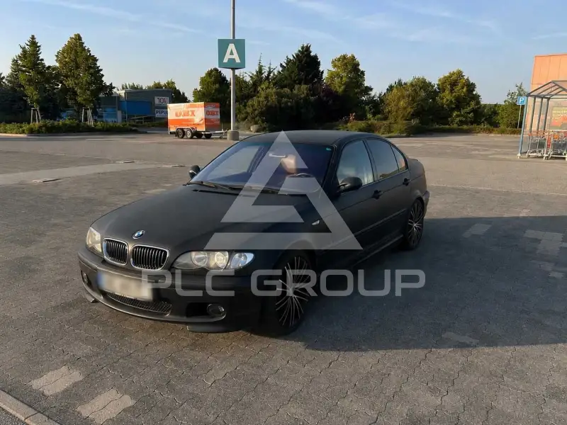 2003 BMW 318