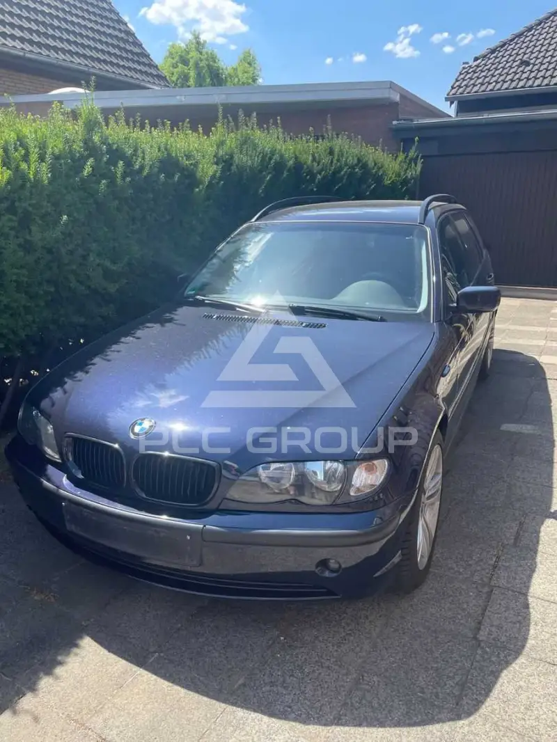 2003 BMW 318