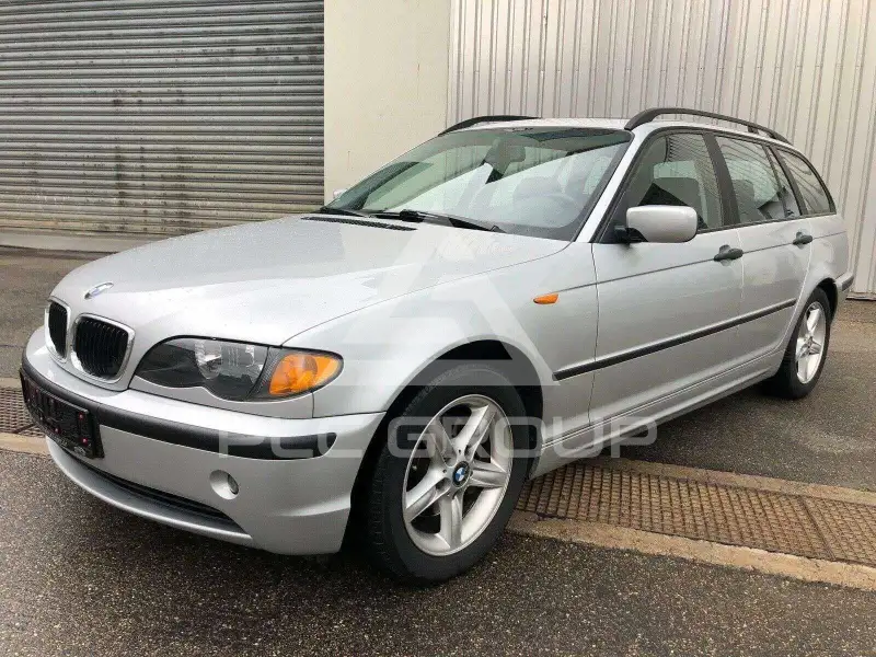 2003 BMW 318