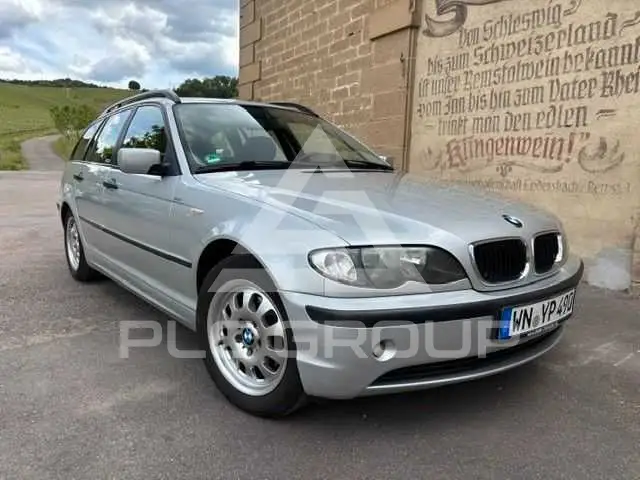 2003 BMW 318