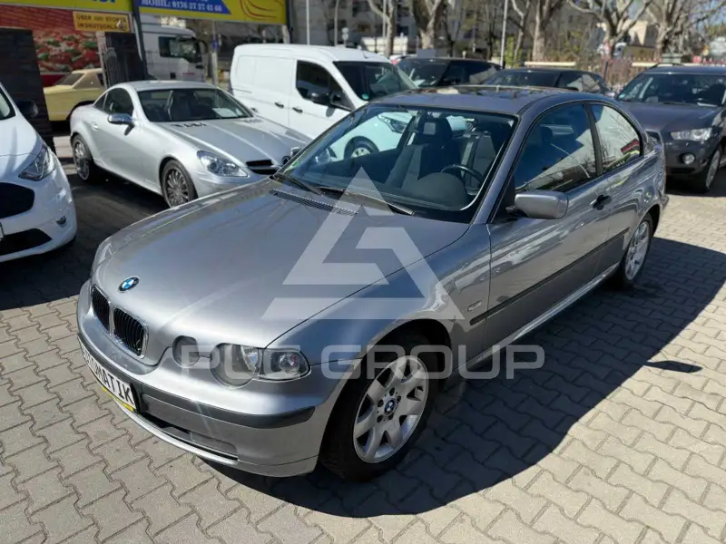 2003 BMW 318